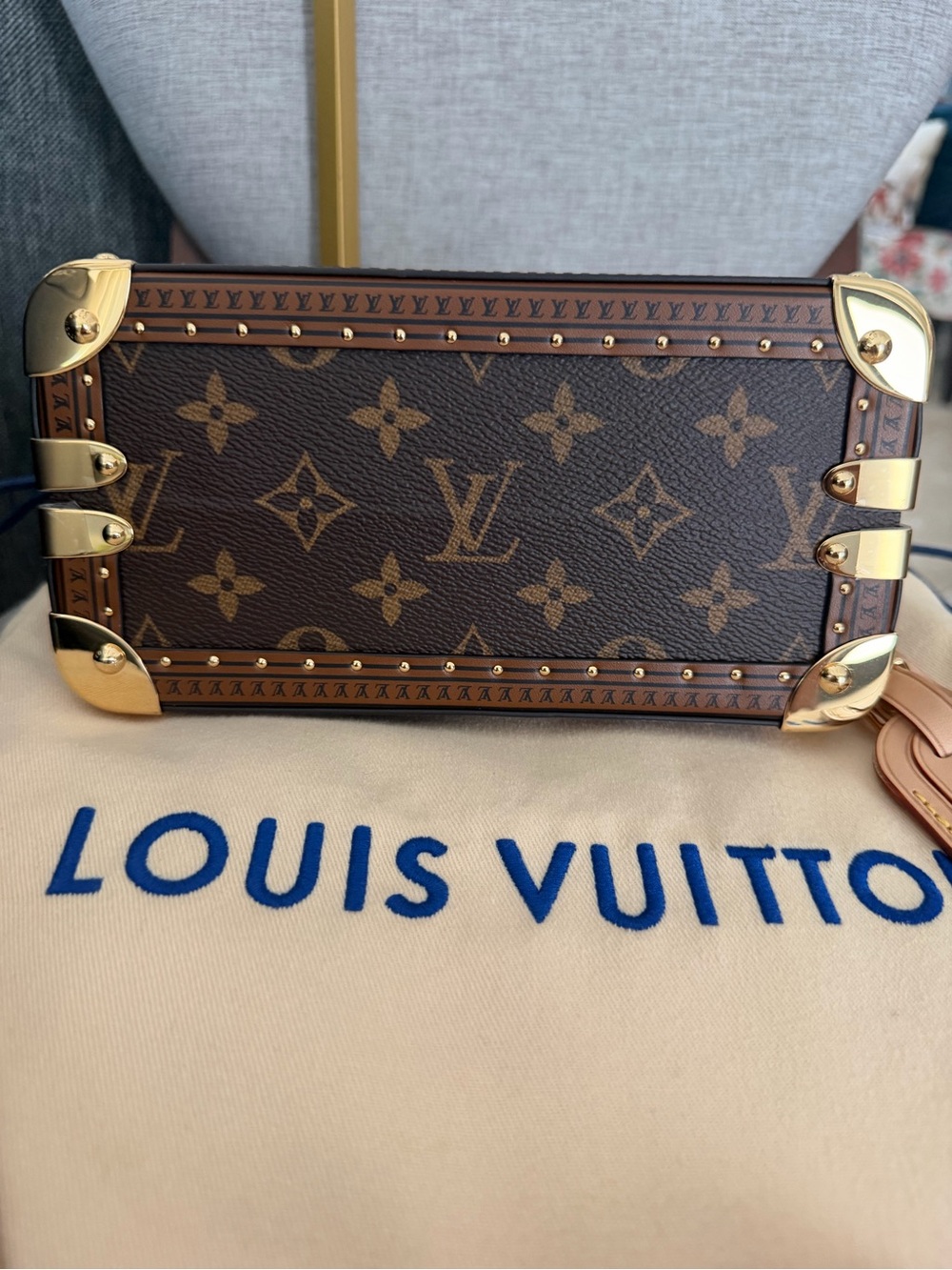 Louis Vuitton Monogram Alma BB trunk 20 BNIB 2024-25 collection limited edition - Picture 6 of 17